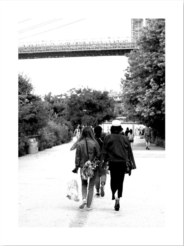 UNKNOWN [PHOTO]